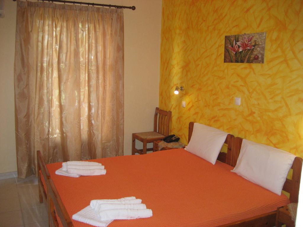 פלקסטרון Thalia Hotel מראה חיצוני תמונה